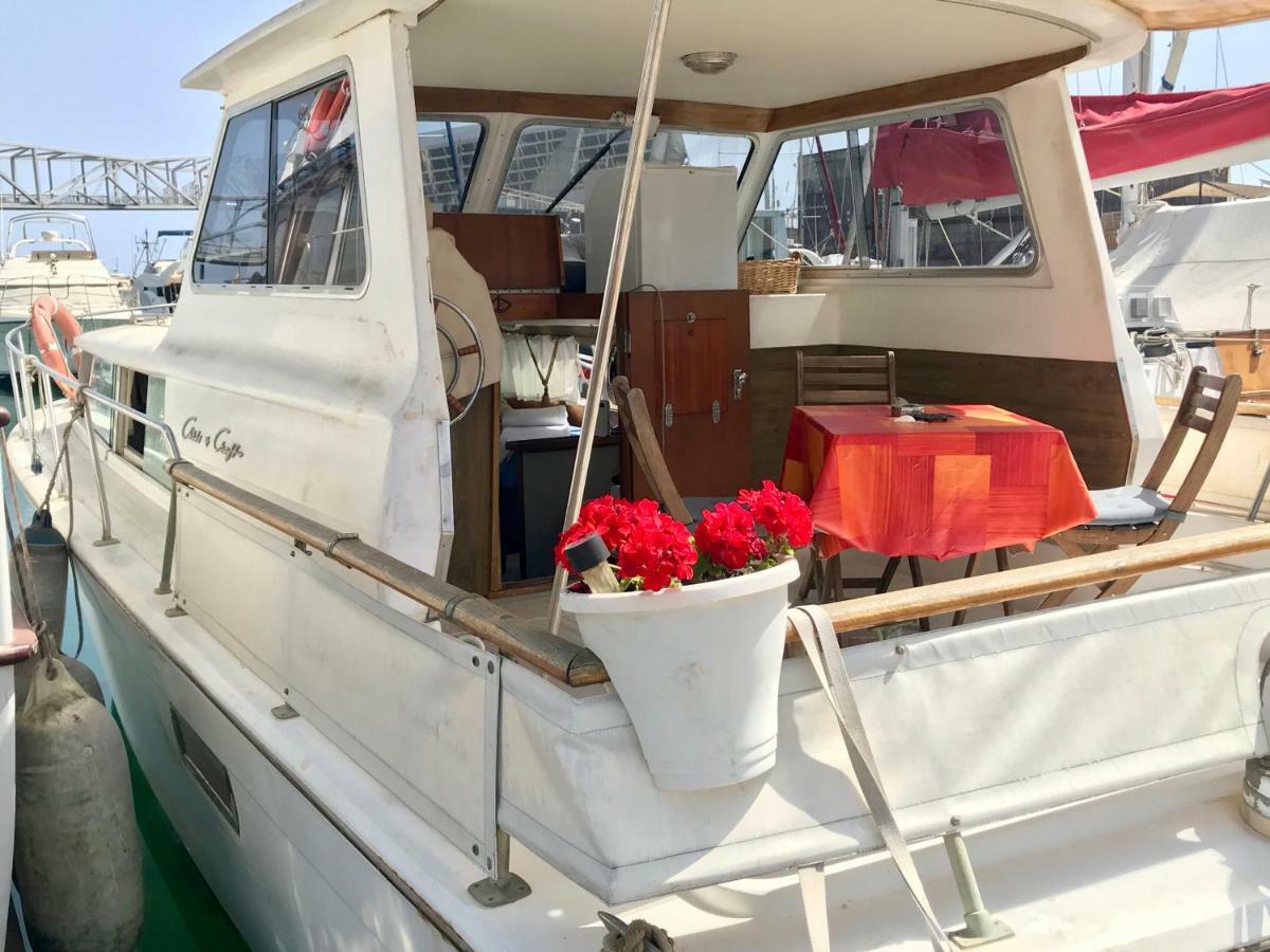 Boat Yacht Barcelona Hotel Sant Adria de Besos Exterior photo