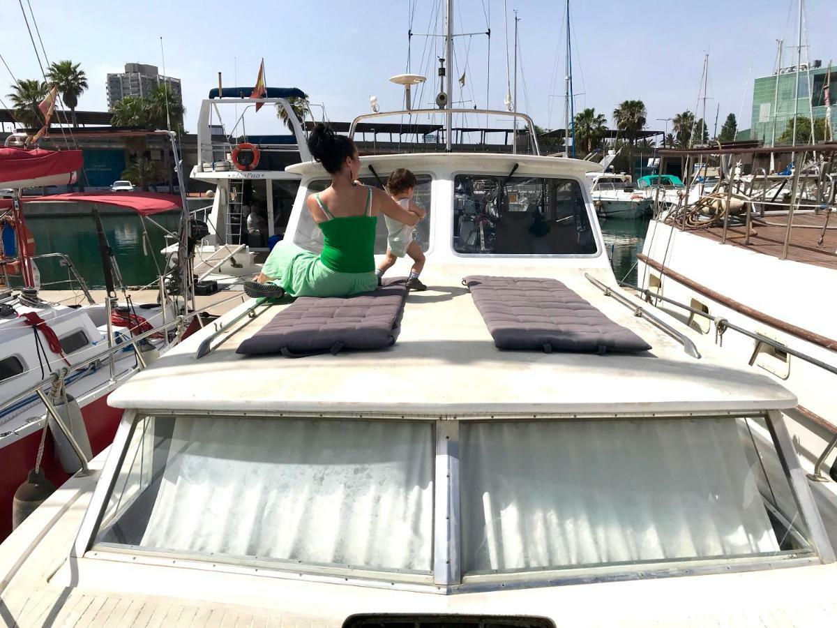 Boat Yacht Barcelona Hotel Sant Adria de Besos Exterior photo